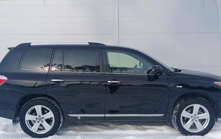 Toyota Highlander III, 2013 год, 2 484 000 рублей, 5 фотография