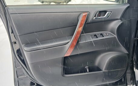 Toyota Highlander III, 2013 год, 2 484 000 рублей, 25 фотография