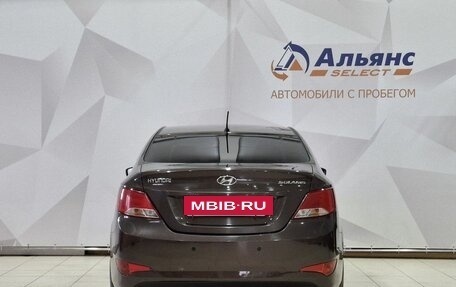 Hyundai Solaris II рестайлинг, 2015 год, 1 075 000 рублей, 4 фотография