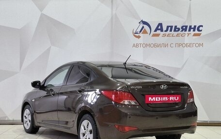 Hyundai Solaris II рестайлинг, 2015 год, 1 075 000 рублей, 5 фотография