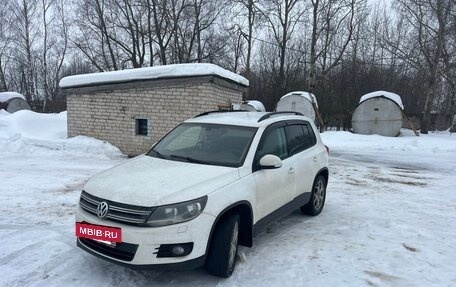Volkswagen Tiguan I, 2013 год, 900 000 рублей, 3 фотография