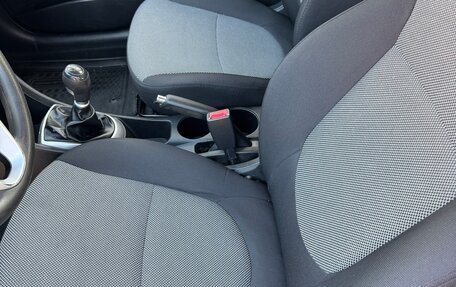 Hyundai Solaris II рестайлинг, 2012 год, 765 000 рублей, 13 фотография