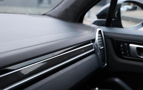 Porsche Cayenne III, 2022 год, 16 200 500 рублей, 15 фотография