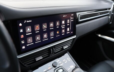 Porsche Cayenne III, 2022 год, 16 200 500 рублей, 18 фотография