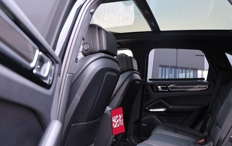 Porsche Cayenne III, 2022 год, 16 200 500 рублей, 21 фотография