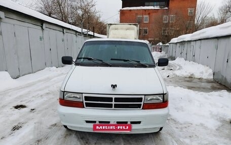 Dodge Caravan II, 1993 год, 300 000 рублей, 3 фотография