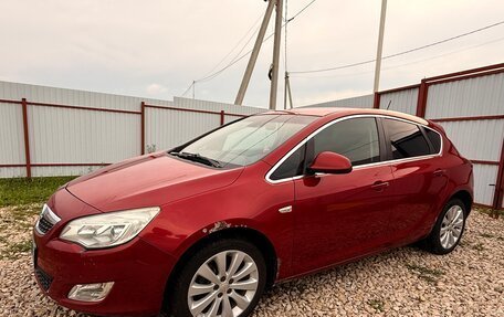 Opel Astra J, 2010 год, 490 000 рублей, 3 фотография