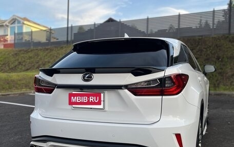 Lexus RX IV рестайлинг, 2017 год, 4 250 000 рублей, 7 фотография