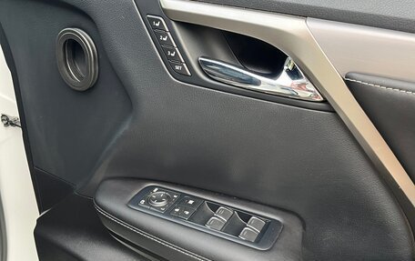 Lexus RX IV рестайлинг, 2017 год, 4 250 000 рублей, 15 фотография