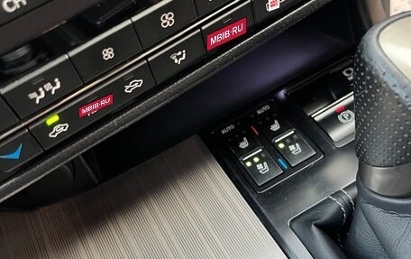 Lexus RX IV рестайлинг, 2017 год, 4 250 000 рублей, 19 фотография