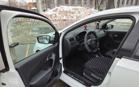 Volkswagen Polo VI (EU Market), 2015 год, 1 290 000 рублей, 9 фотография