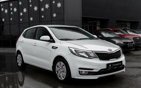 KIA Rio III рестайлинг, 2017 год, 1 445 000 рублей, 2 фотография