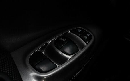 Nissan Juke II, 2012 год, 860 000 рублей, 11 фотография