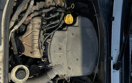 Renault Logan I, 2005 год, 160 000 рублей, 5 фотография