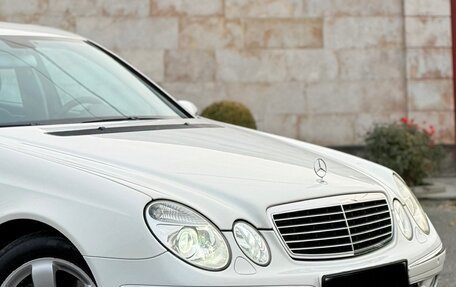 Mercedes-Benz E-Класс, 2006 год, 1 040 000 рублей, 2 фотография