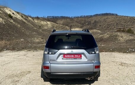 Mitsubishi Outlander III рестайлинг 3, 2011 год, 1 400 000 рублей, 5 фотография