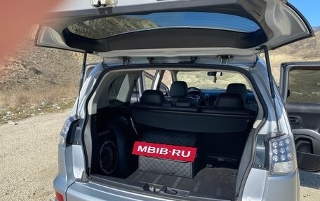 Mitsubishi Outlander III рестайлинг 3, 2011 год, 1 400 000 рублей, 17 фотография
