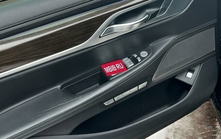 BMW 7 серия, 2017 год, 2 999 000 рублей, 16 фотография