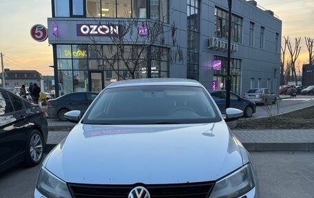Volkswagen Jetta VI, 2015 год, 950 000 рублей, 1 фотография