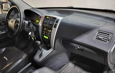 Hyundai Tucson III, 2005 год, 590 000 рублей, 12 фотография