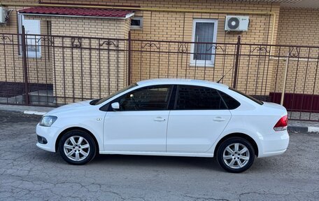 Volkswagen Polo VI (EU Market), 2012 год, 875 000 рублей, 2 фотография