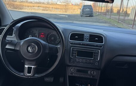 Volkswagen Polo VI (EU Market), 2012 год, 875 000 рублей, 11 фотография