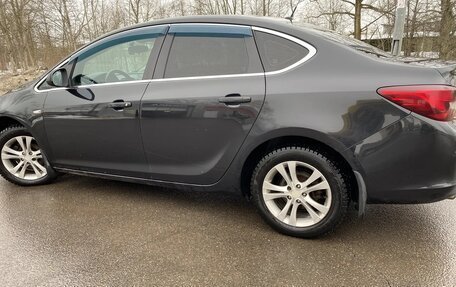 Opel Astra J, 2014 год, 850 000 рублей, 3 фотография