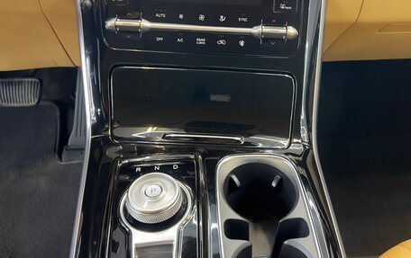 KIA Carnival, 2020 год, 4 500 000 рублей, 9 фотография