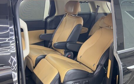 KIA Carnival, 2020 год, 4 500 000 рублей, 13 фотография