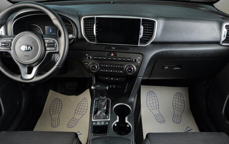 KIA Sportage IV рестайлинг, 2018 год, 1 859 000 рублей, 13 фотография