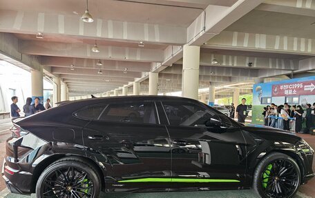 Lamborghini Urus I, 2025 год, 35 000 000 рублей, 6 фотография