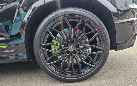 Lamborghini Urus I, 2025 год, 35 000 000 рублей, 10 фотография