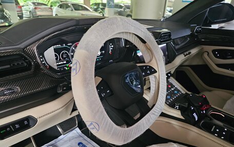 Lamborghini Urus I, 2025 год, 35 000 000 рублей, 13 фотография