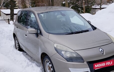 Renault Scenic III, 2010 год, 570 000 рублей, 2 фотография