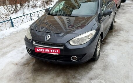 Renault Fluence I, 2011 год, 815 000 рублей, 2 фотография