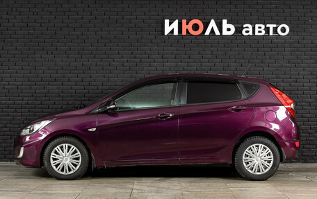 Hyundai Solaris II рестайлинг, 2011 год, 800 000 рублей, 8 фотография