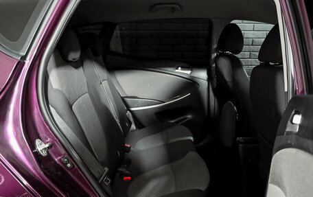 Hyundai Solaris II рестайлинг, 2011 год, 800 000 рублей, 17 фотография