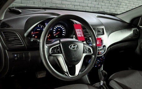 Hyundai Solaris II рестайлинг, 2011 год, 800 000 рублей, 11 фотография