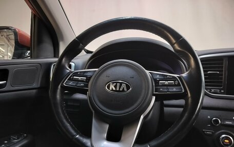 KIA Sportage IV рестайлинг, 2019 год, 2 450 000 рублей, 21 фотография