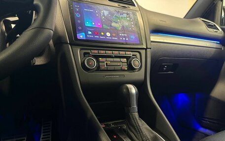 Volkswagen Golf R VII, 2010 год, 1 999 900 рублей, 12 фотография