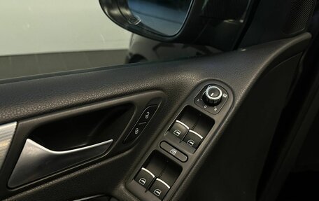 Volkswagen Golf R VII, 2010 год, 1 999 900 рублей, 14 фотография