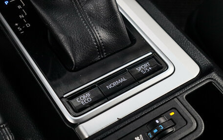 Toyota Land Cruiser Prado 150 рестайлинг 2, 2022 год, 7 990 000 рублей, 23 фотография