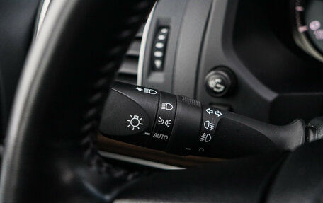 Toyota Land Cruiser Prado 150 рестайлинг 2, 2022 год, 7 990 000 рублей, 31 фотография