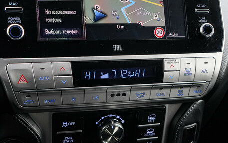 Toyota Land Cruiser Prado 150 рестайлинг 2, 2022 год, 7 990 000 рублей, 26 фотография