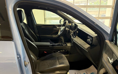 Volkswagen Tiguan, 2025 год, 4 390 000 рублей, 11 фотография