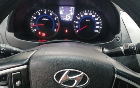 Hyundai Solaris II рестайлинг, 2015 год, 649 000 рублей, 12 фотография