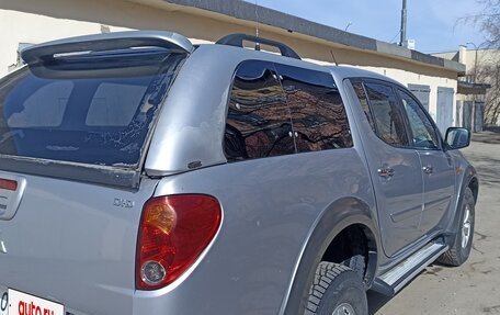 Mitsubishi L200 IV рестайлинг, 2007 год, 1 100 000 рублей, 4 фотография