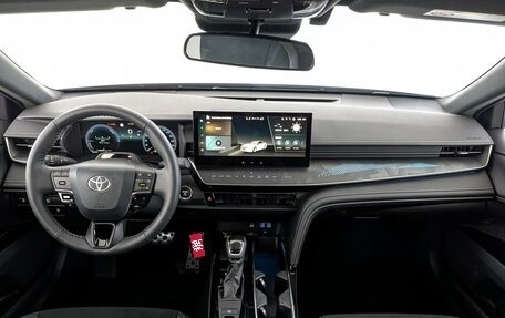 Toyota Camry, 2025 год, 5 000 000 рублей, 10 фотография