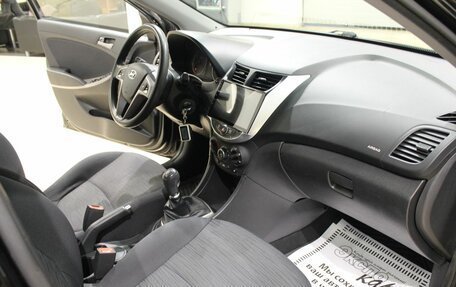 Hyundai Solaris II рестайлинг, 2015 год, 845 000 рублей, 14 фотография