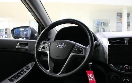 Hyundai Solaris II рестайлинг, 2015 год, 845 000 рублей, 10 фотография